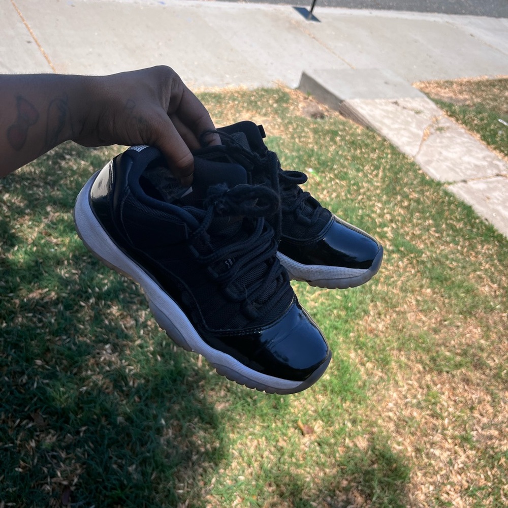 Jordan Kids Sneakers Black with White Soles